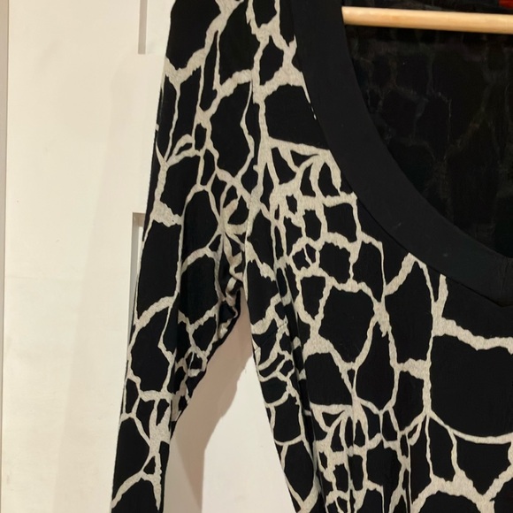 Robin K Dress - Picture 3 of 4